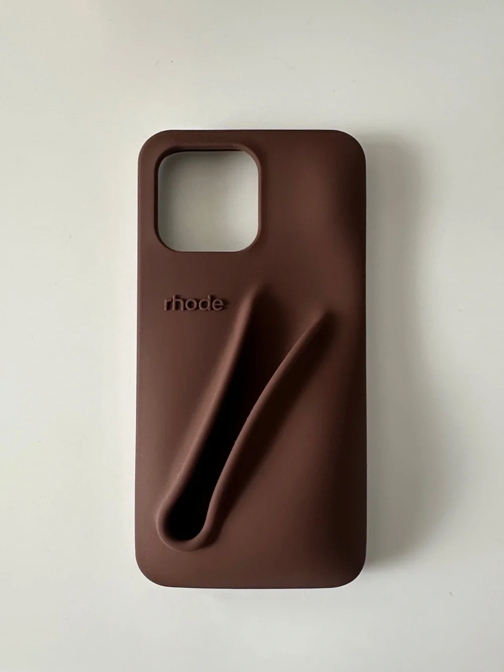 RHODE iPhone 14 Pro Max lip case in espresso